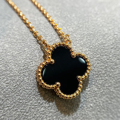 FORTUNE CLOVER NECKLACE | BLACK/GOLD