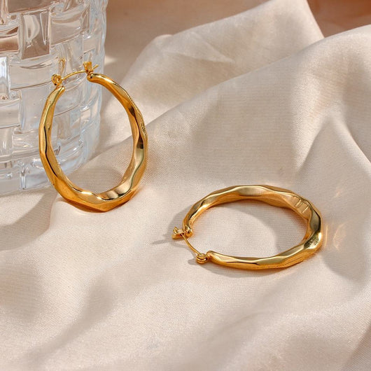 Aire Hoop Earrings