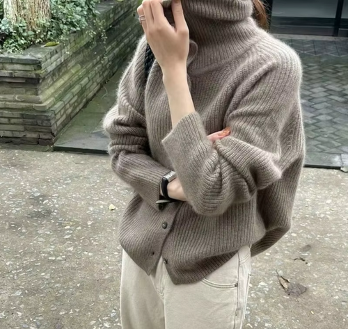 Valona Wool Turtleneck Sweater