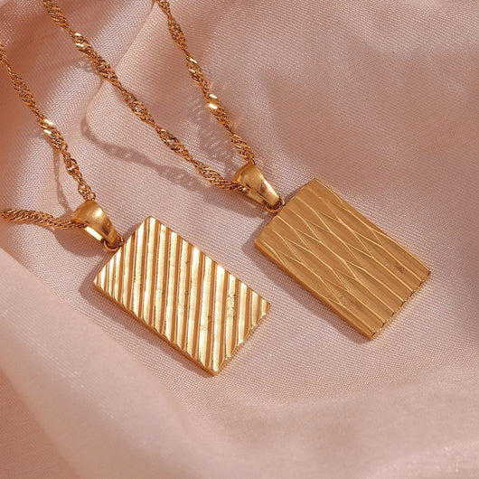 Dahlia Gold Necklace